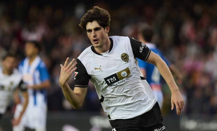 意甲日报：国米20逼卖恰尔汗奥卢到土耳其，桑乔转会困扰尤文